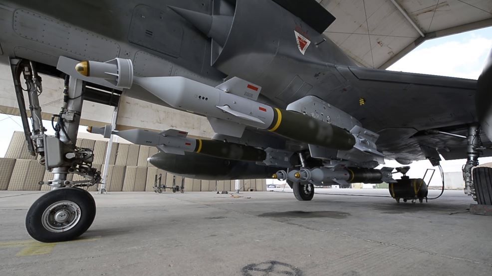 French warplanes prior to a strike on Tal Afar, Iraq December 2nd 2015 (Ministère de la défense)