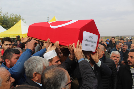 "5-year-old Hasan Karataş, who was martyred in the rocket attack carried out by PKK/YPG terrorists against Gaziantep's #Karkamış district, was buried in tears with a ceremony." (Image via @milliyet / Twitter)