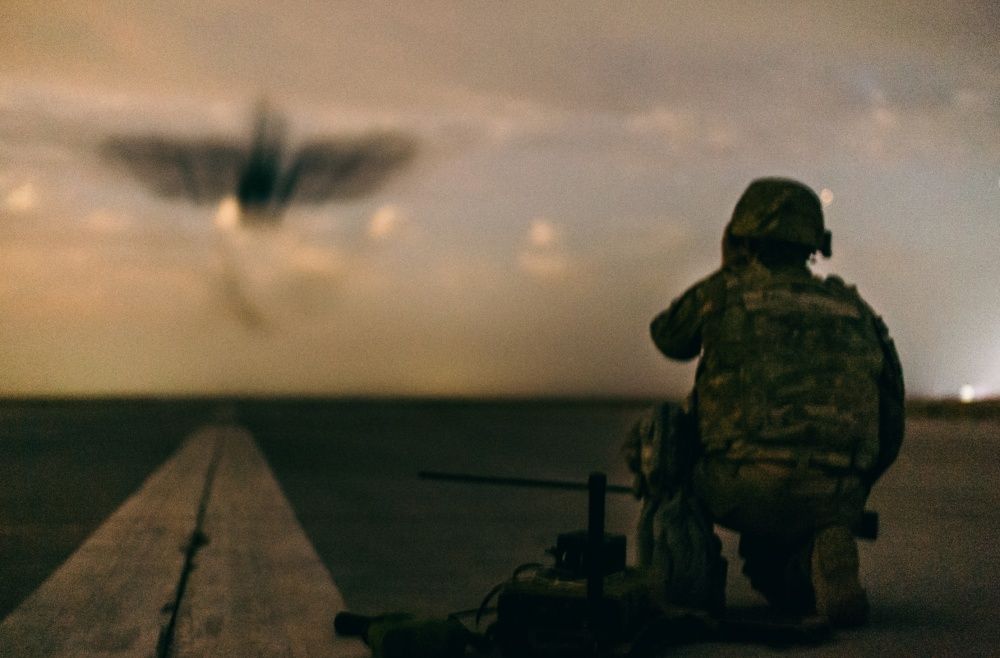 A U.S. Air Force C-130 approaches to land under blackout conditions at Qayyarah West Airfield, Iraq, Nov 15th (US Air Force)