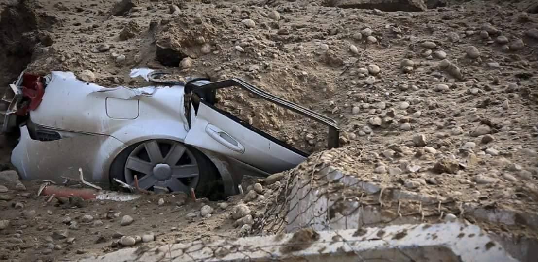 One of 40 vehicles destroyed in an alleged Coalition strike at Mosul which killed up to 17 civilians (via NRN)
