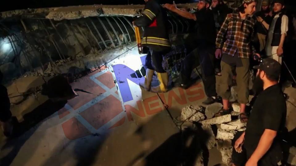 Rescuers search for survivors of a lethal alleged Coalition strike at Tal Afar, May 5th 2016 (via NRN News)