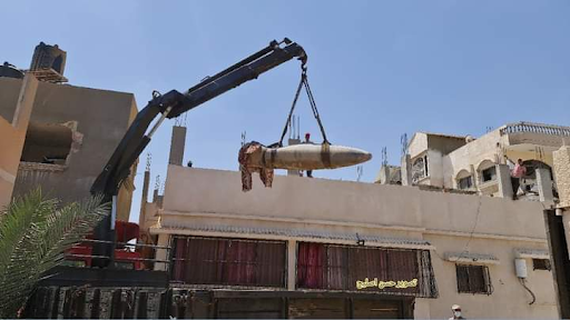 Crews work to remove the unexploded Israeli missile that landed in the home of Muhammad and Munis Muhareb east of Ma’an area on May 20, 2021. (Image posted by @gGY33TX9eprjsHt)