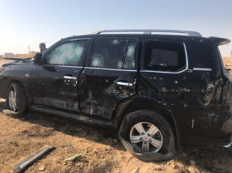 The abandoned car in which Herwin Khalaf and two other civilians were reportedly killed by Turkey-bcaked mercenaries, oct 12th (via @TurkeyUntold)