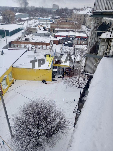 The aftermath of a reported Russian missile strike on a supermarket in Kharkiv on March 6th 2022 (Image via @aliev_aliev / Twitter)