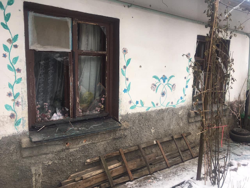 Damage to a home caused by alleged Russian shelling of Chuguev on March 8, 2022. (Image posted by Status Quo News)