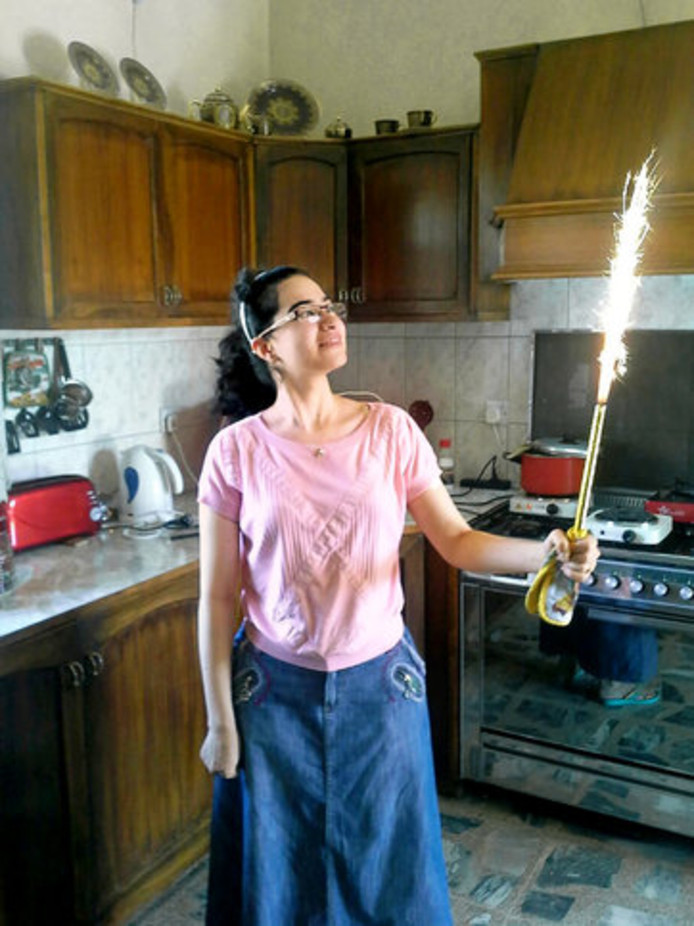 Photo of his daughter Tuqa Razzo that Bassim Razzo took the night before the airstrike that killed Tuqa, her mother and Razzo's brother and nephew (via Algemeen Dagblad).