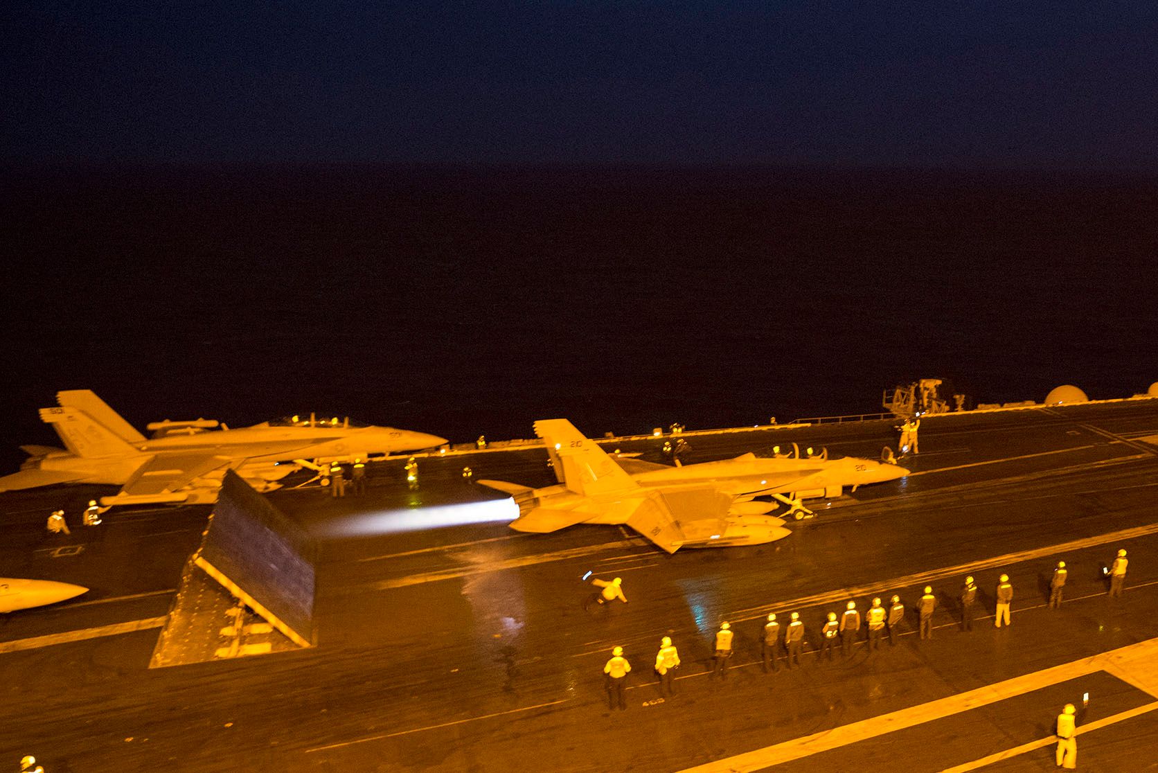An F/A-18F Super Hornet launches from the flight deck of aircraft carrier USS Harry S. Truman January 2nd 2016 (US Navy/ Mass Communication Specialist Seaman A. O. Tinubu)