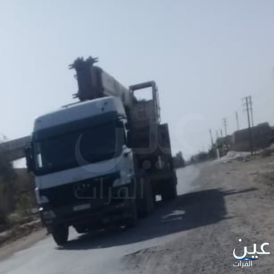 A crane belonging to the Revolutionary Guard heads to the sites of the raids to remove the rubble and retrieve the bodies following US airstrikes on the border areas of Al-Bukamal countryside on June 28, 2021. (Image posted by Eye of Euphrates via Facebook)