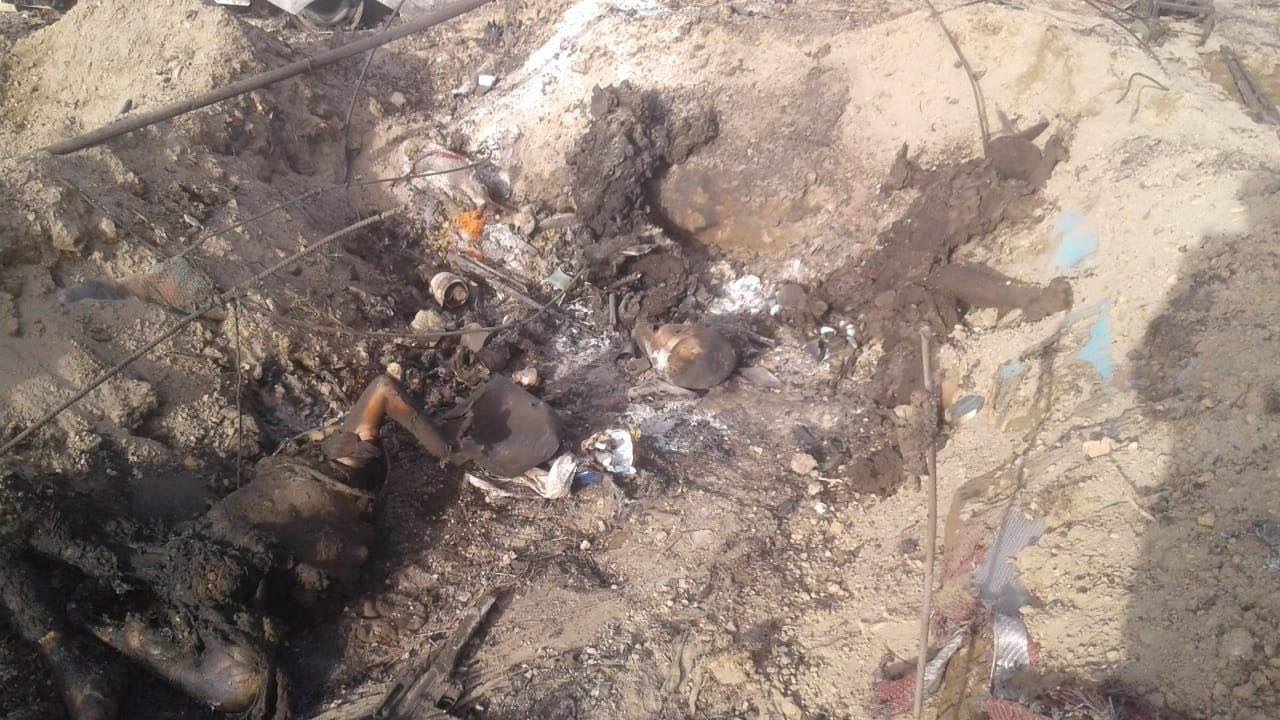 On March 20th, RBSS published several pictures alongside a report that SDF "dug mass graves to bury those killed and even those merely injured" after taking control of Al-Baghouz.