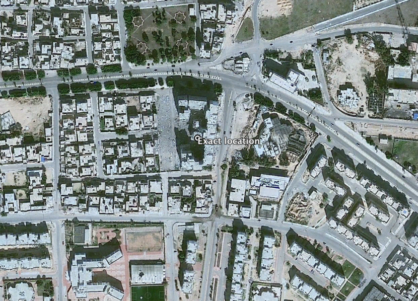 Reports of the incident mention the Al Tam’een apartment complex (عمارة التأمين) being struck in downtown Sirte (سرت‎).