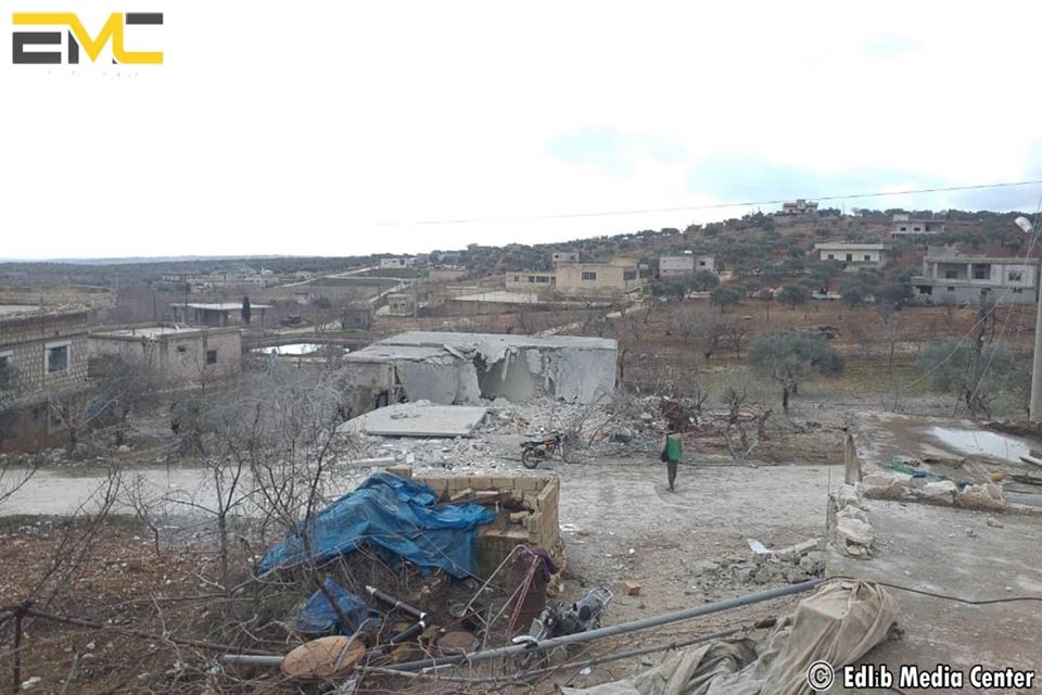Damaged house after alleged Russian airstrike on the village of Arinba, Idlib governorate, on January 23rd, 2020 (via EMC).