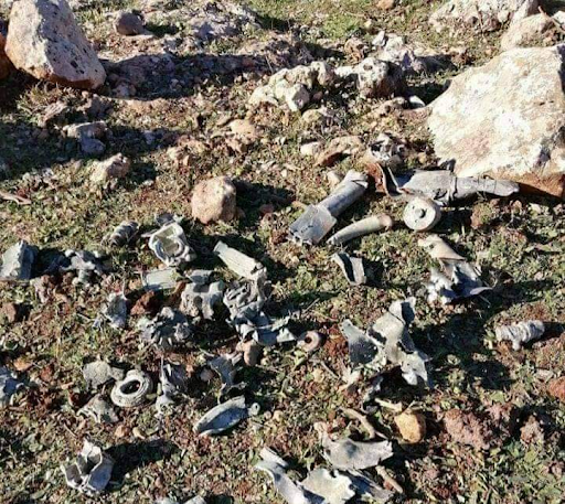 Parts of a military object, most likely a missile, were found in Khirbet al-Wahhadneh area in Ajloun governorate in Jordan, in coincidence with an Israeli airstrike on Hama in Syria. (via @SAMSyria0)