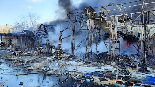 Damage from a fire at the market in the Heroiv Pratsi on March 16, 2022. (Image posted by Suspilne News)