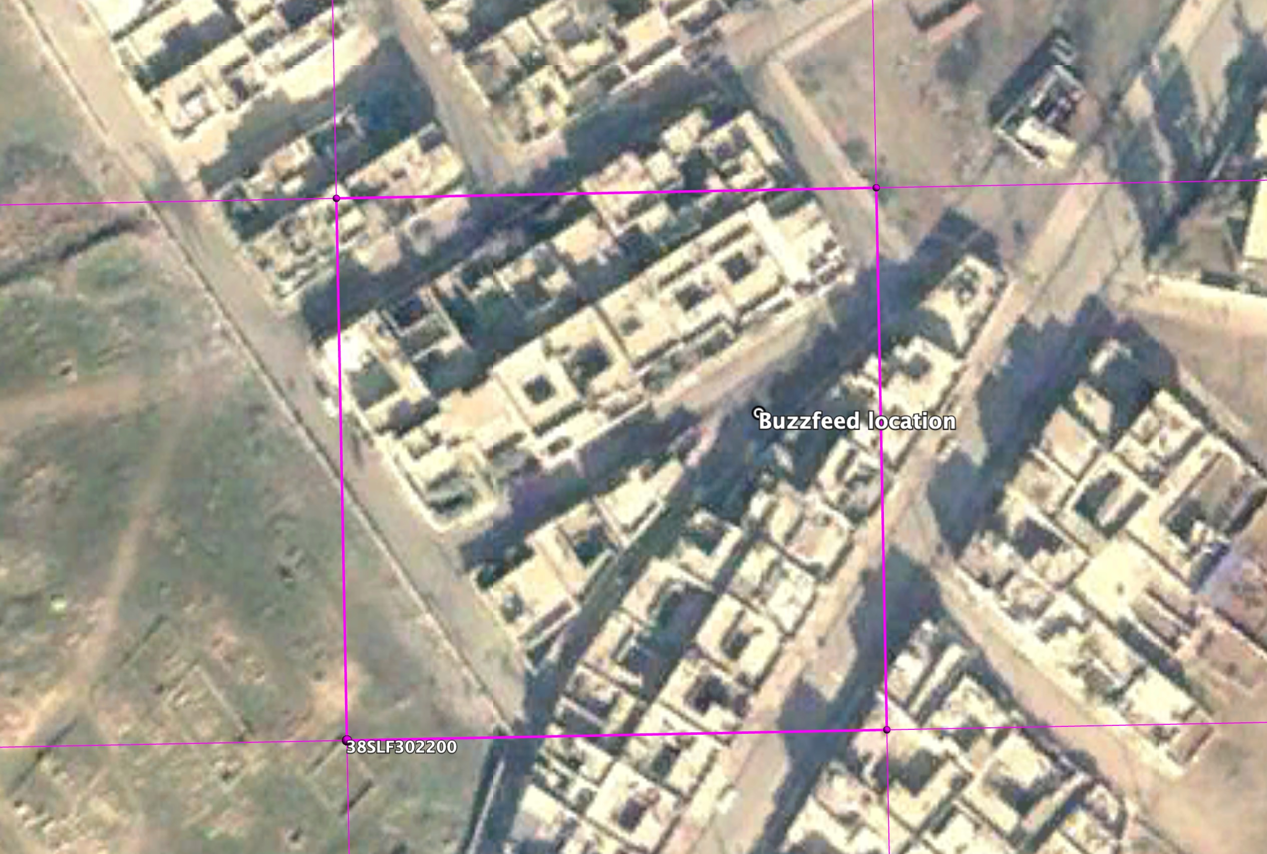 Coordinates: 36.310611, 43.109528