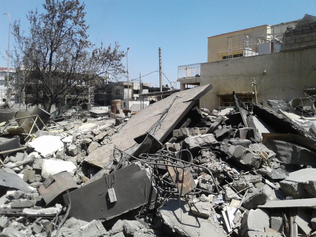Ruins of a family home in which 35 civilians died at Mosul on June 13th 2017 – in what is now known to have been US and Australian airstrikes (Image courtesy of the Al Saffar family. All rights reserved.)
