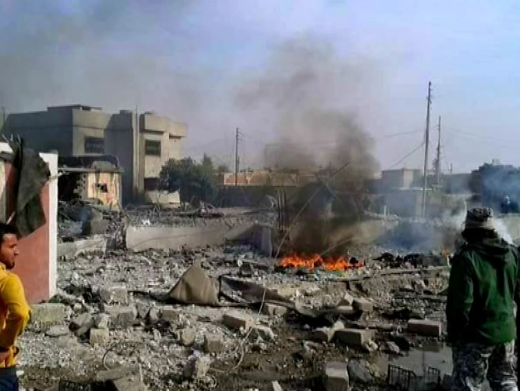 Six houses were destroyed in an alleged Coalition strike at Qayyarah, Iraq on December 1st (via Face Iraq)