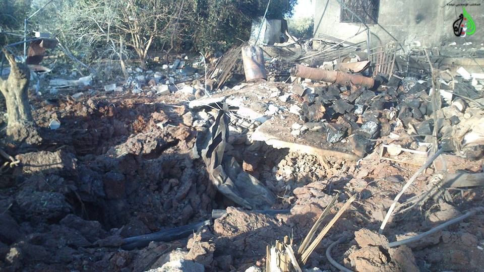A crater and destruction left by the alleged Russian strike on Sawara, November 28th (via SN4HR)