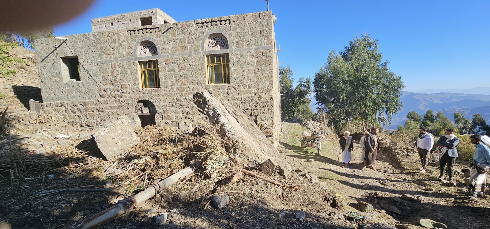 Source: Abduldaiem Al-Hadrami and more photos in the link