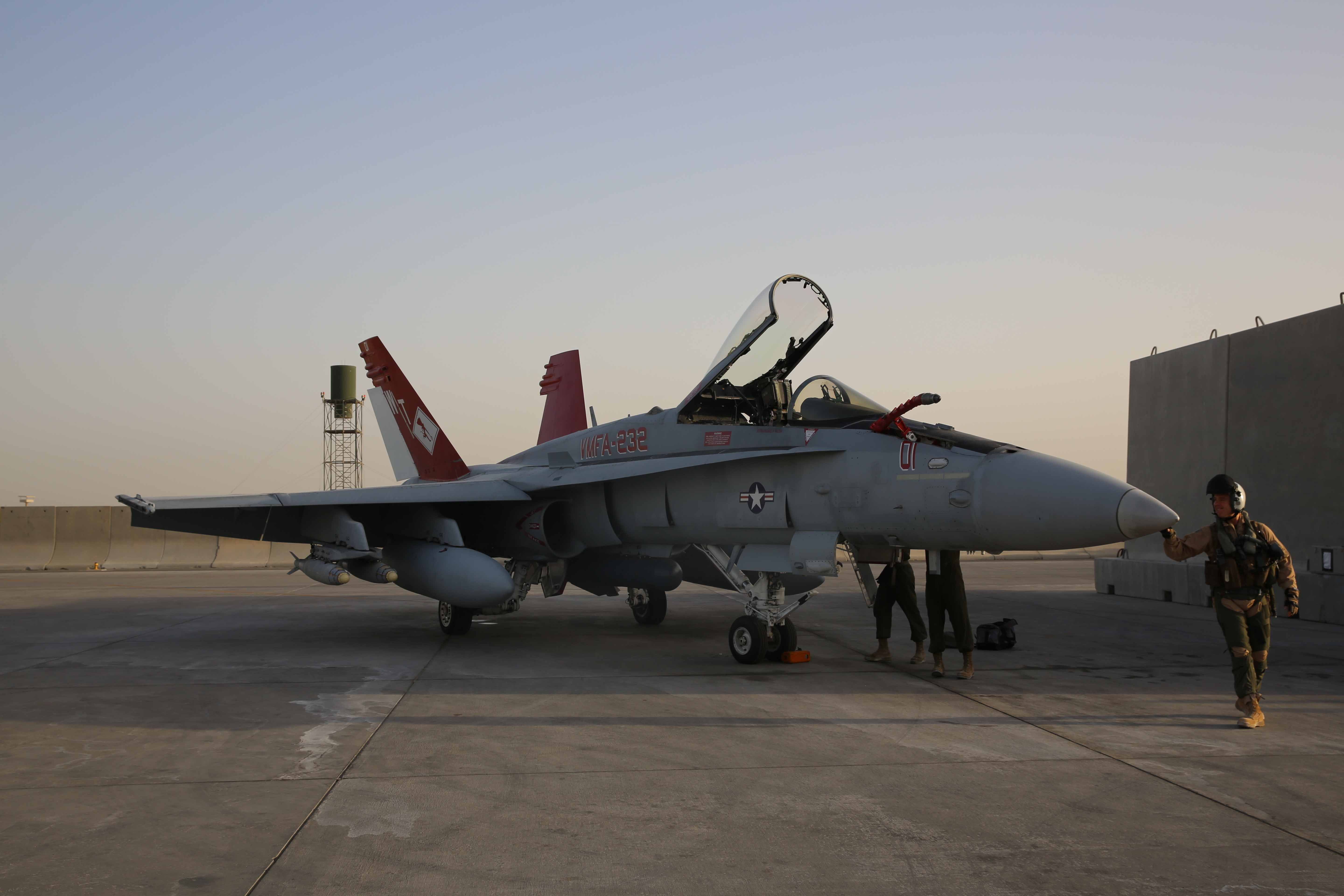 US Marine Corps F/A-18 Hornet prepares for strike mission, May 28 2015. (USMC/ Cpl. John C. Baker)