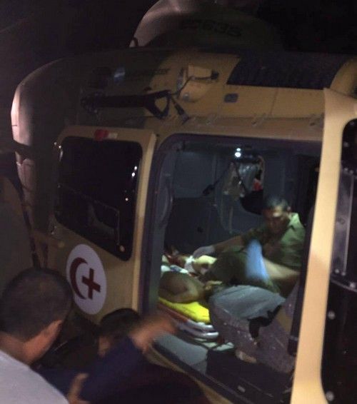 Children injured during combat operations related to the second ISIS convoy on June 30 are evacuated by Iraqi forces (Iraq MoD)