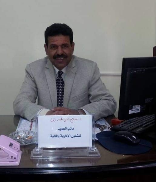 الأستاذ محمد زنون