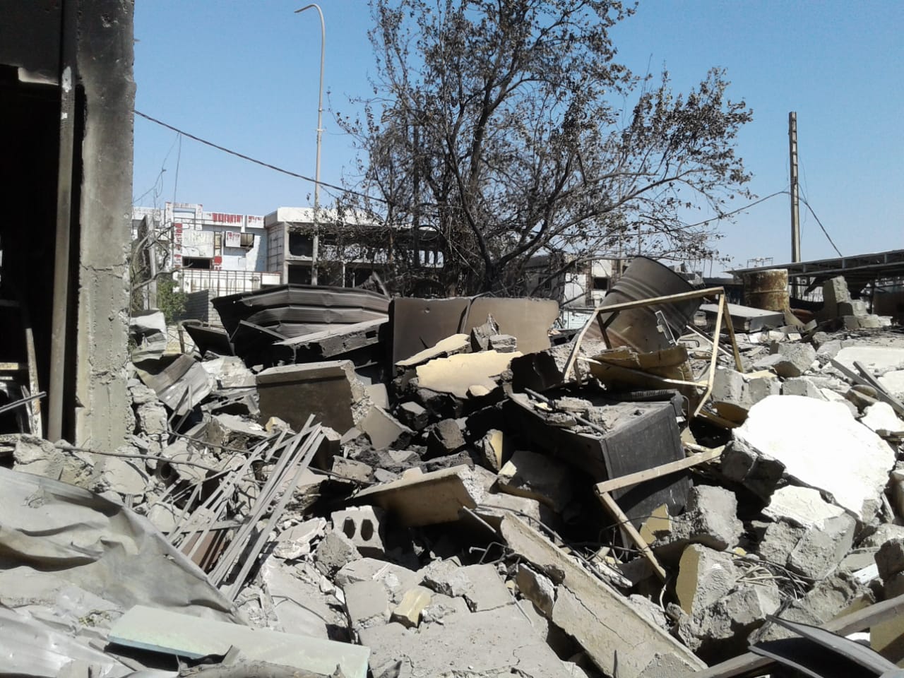 Ruins of a family home in which 35 civilians died in Coalition strikes on June 13th 2017 (Image courtesy of the Al Saffar family. All rights reserved.)