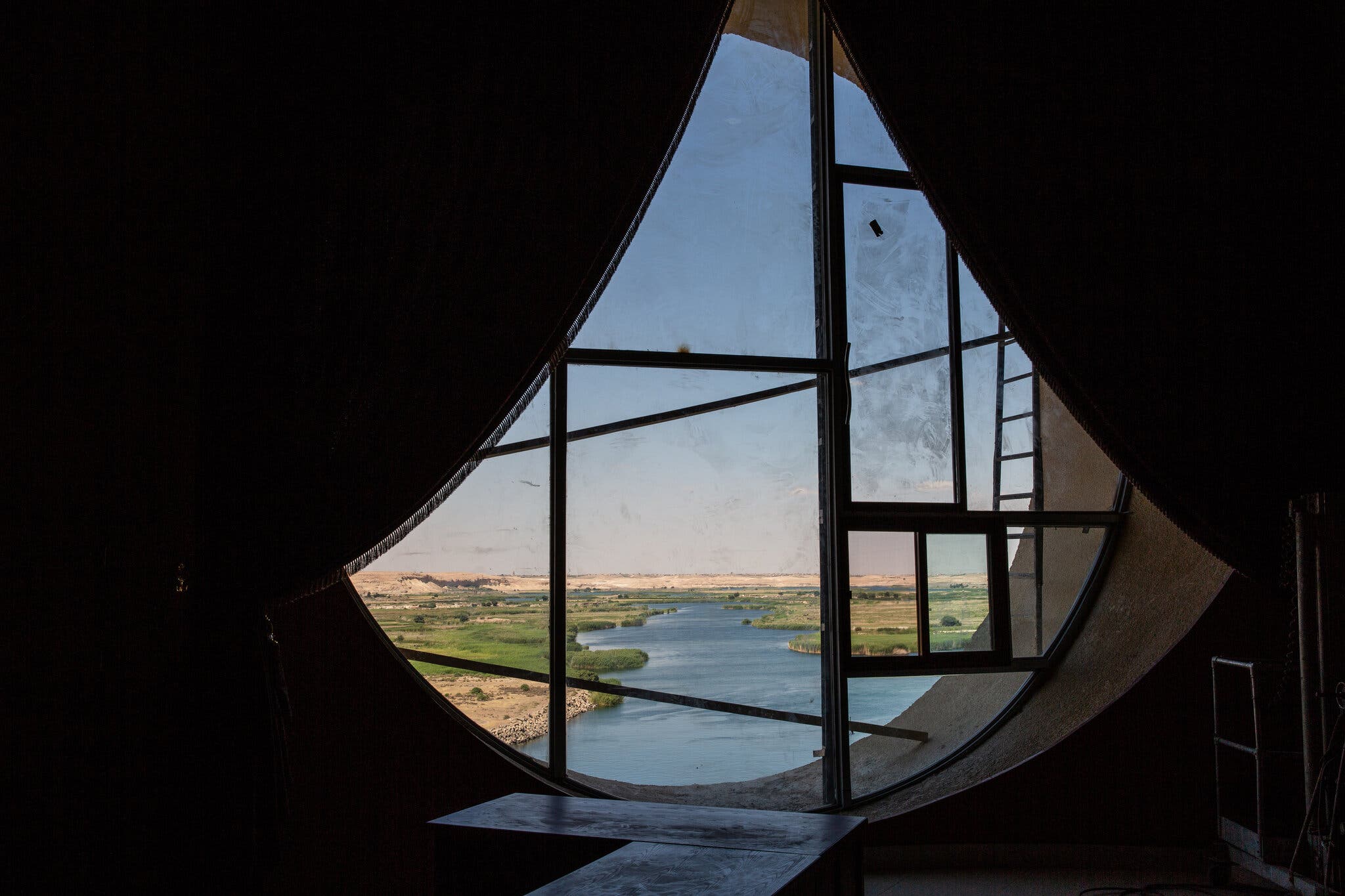 The control room of the Tabqa Dam.Credit...Ivor Prickett for The New York Times