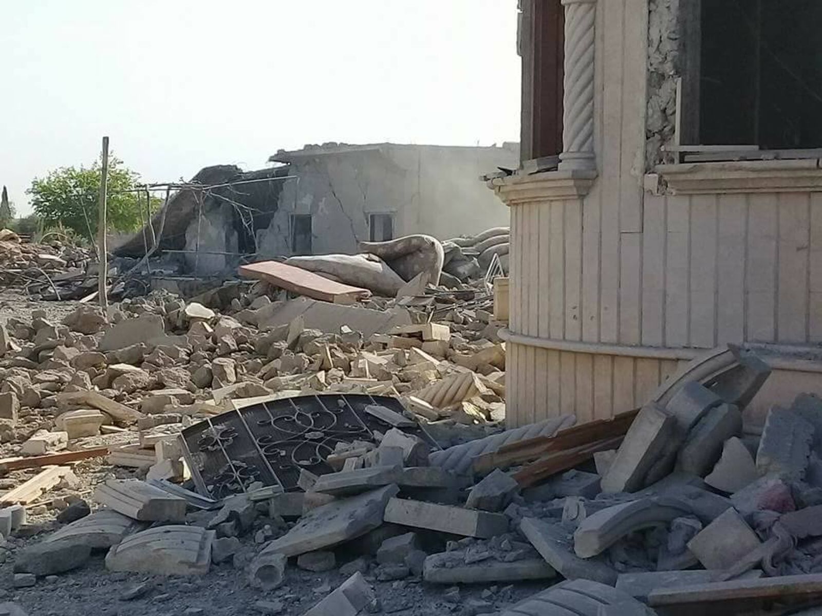 International airstrikes and civilian casualty claims in Iraq and Syria: April 2017