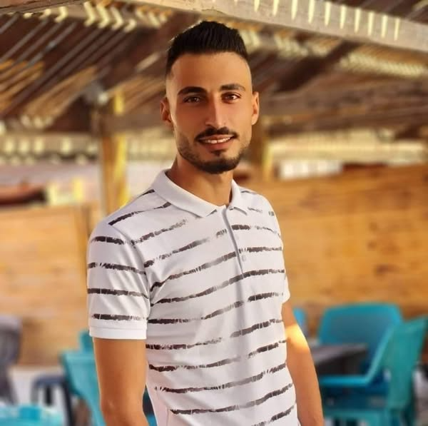 عبيدة الباقة
