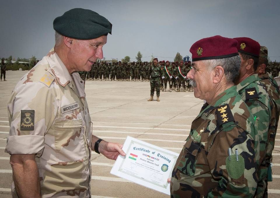 Dutch defence chief General Tom Middendorp on a visit to Iraq, July 2015 (Dutch MoD)